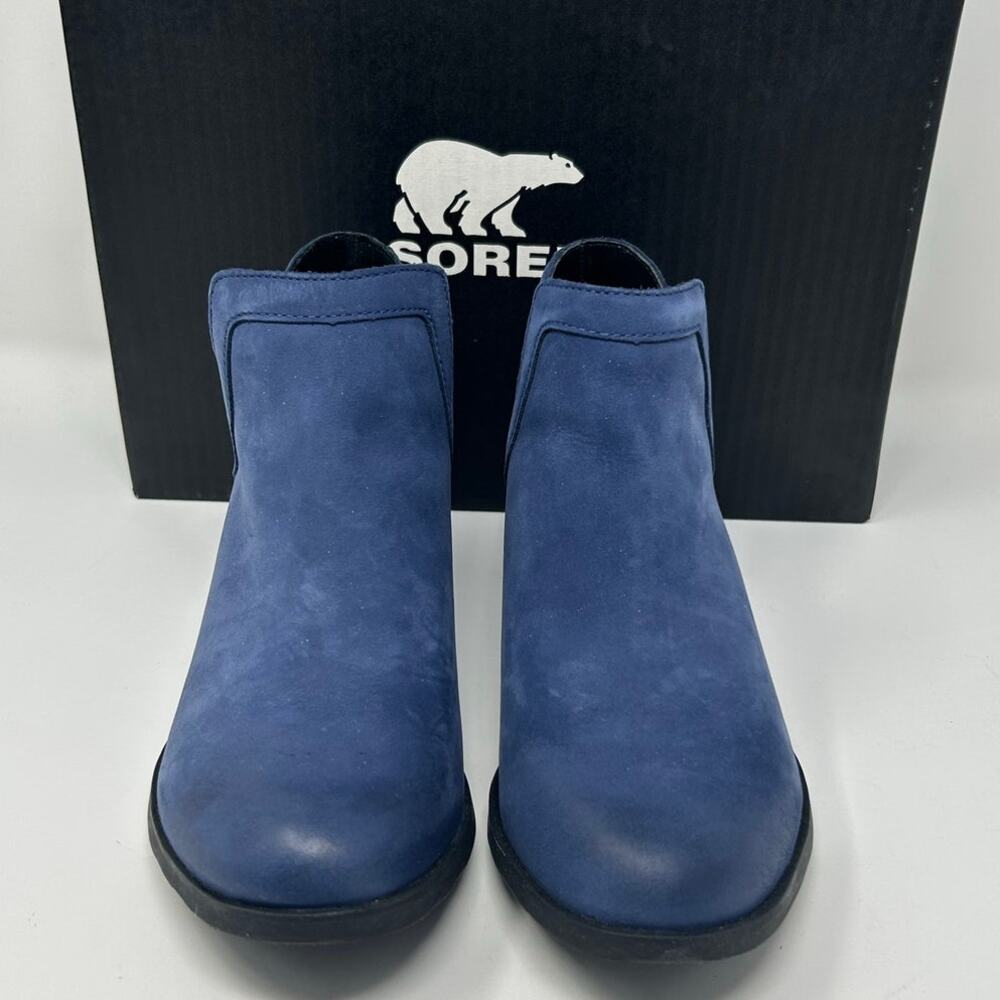 Sorel Lolla Cut Out Bootie in Blue Shadow Size 7